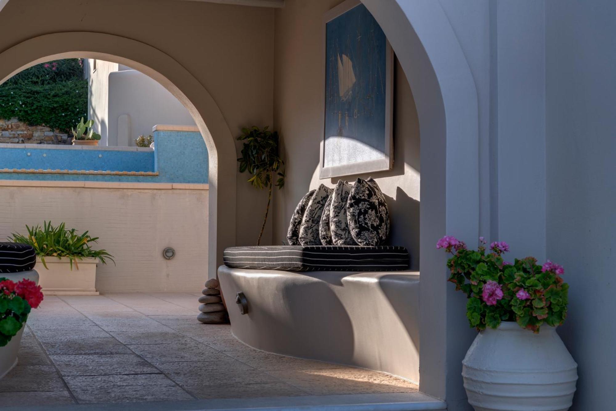 Kouros Art Hotel (Adults Only) Stelida  Exterior photo